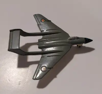 Dinky toy avion Sea vixen DH 110 Modelno 38 par Meccano England, rare $ 30.. Dinky toy Dinky Superto...