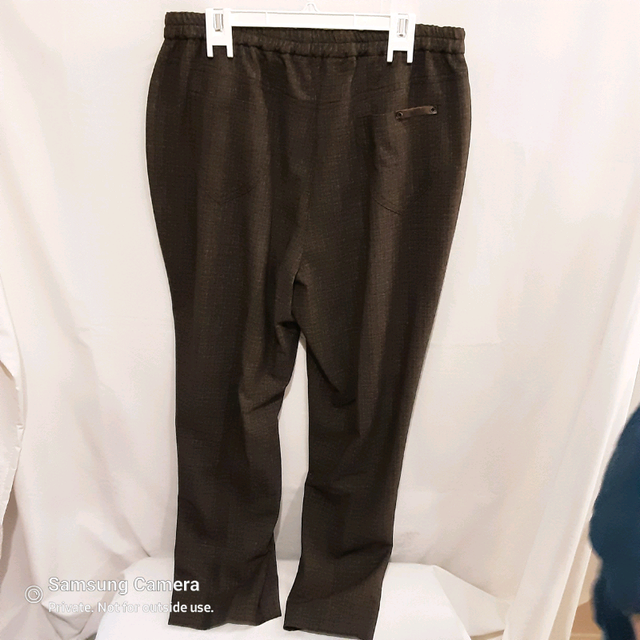 Women's Michele brown dress slacks, 4 pockets, stretch band in Women's - Bottoms in Calgary - Image 6