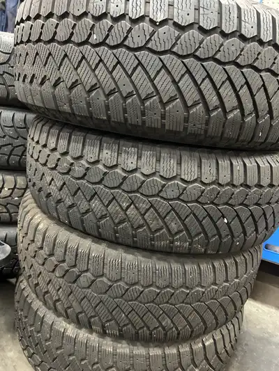 Almost new 245/70/17 phone 9025493370 tires only