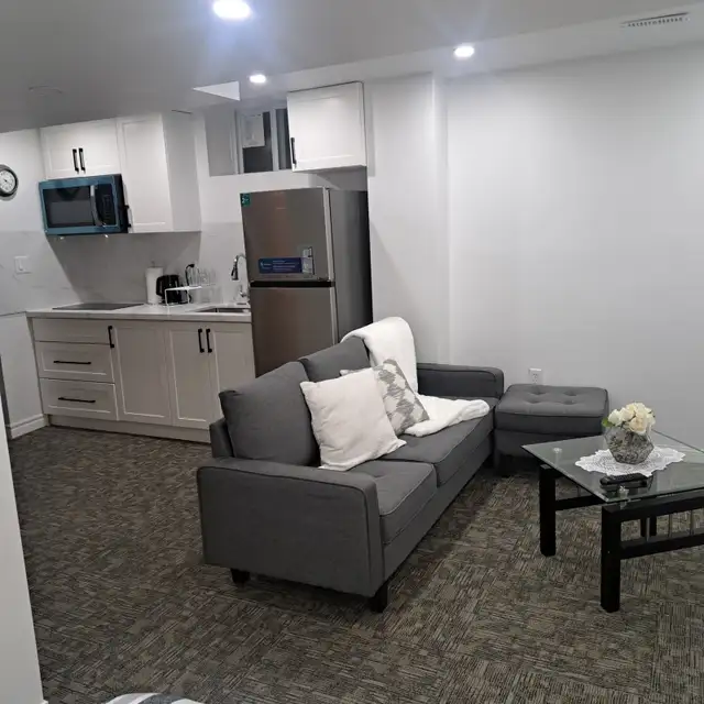 PRIVATE STUDIO – FULLY FURNISHED – $1500/month in Short Term Rentals in Oshawa / Durham Region - Image 6