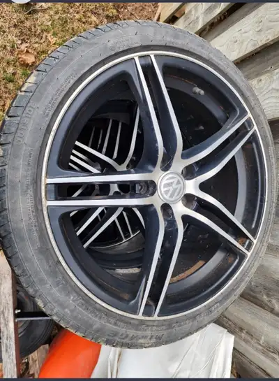 After market vw rims looking for $700 obo no bends tires have about 1 season left bolt pattern 5x112