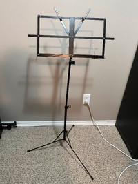 Foldable & adjustable Music stand