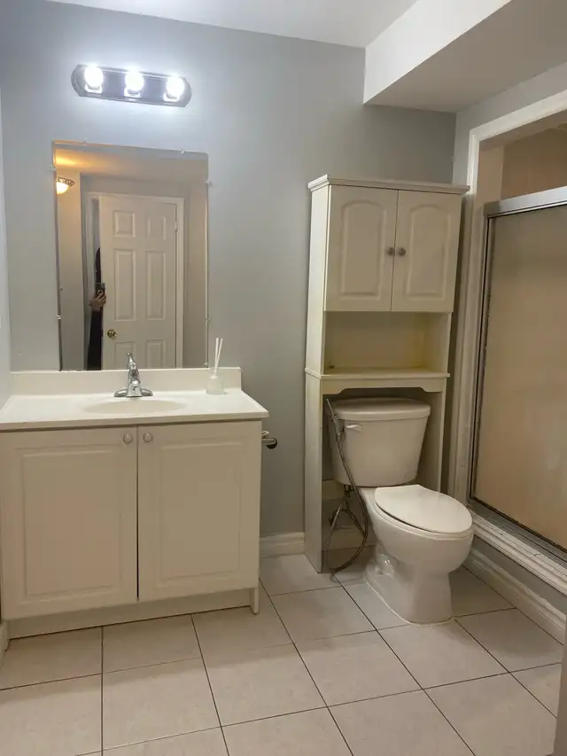 Basement For Rent in Milton Ready to Move In in Long Term Rentals in Oakville / Halton Region - Image 2