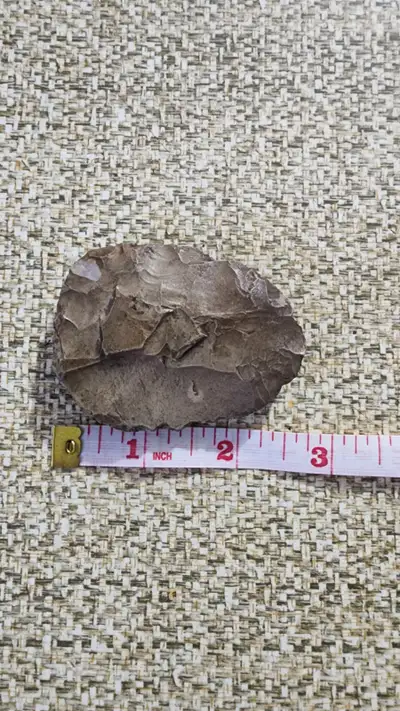Crafted with meticulous attention to detail, this Genuine Authentic Native Scrapper / Skinning Stone...