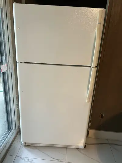 Kenmore Refrigerator, View more