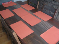 Ensemble chemin de table et 6 napperons en tissu/vinyle