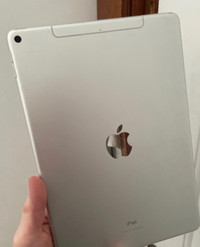 iPad good condition but needs new screen