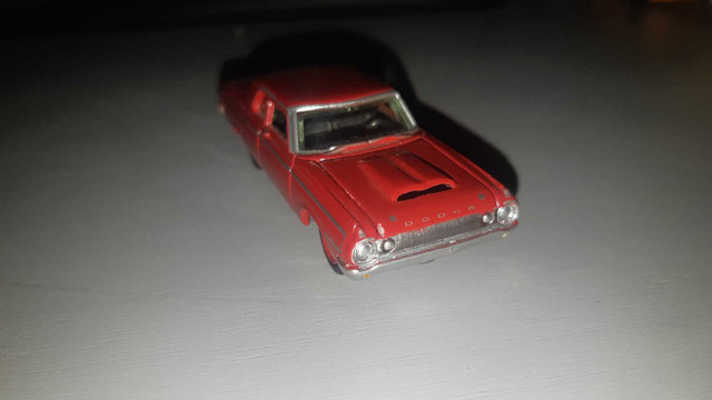 1964 Dodge 300 loose Johnny Lightning  in Toys & Games in Guelph - Image 3