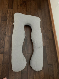 Pregnancy pillow