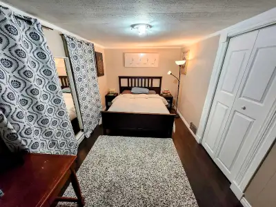 Beautiful Executive room + Furnished (Weekly rental available)