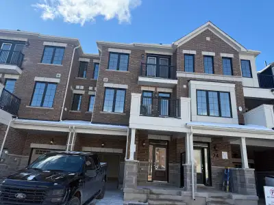 Brand-New 3 Bedroom Townhouse – Near Mount Pleasant GO (Brampton) • 3 Bedrooms • 2.5 Bathrooms • 2 P...