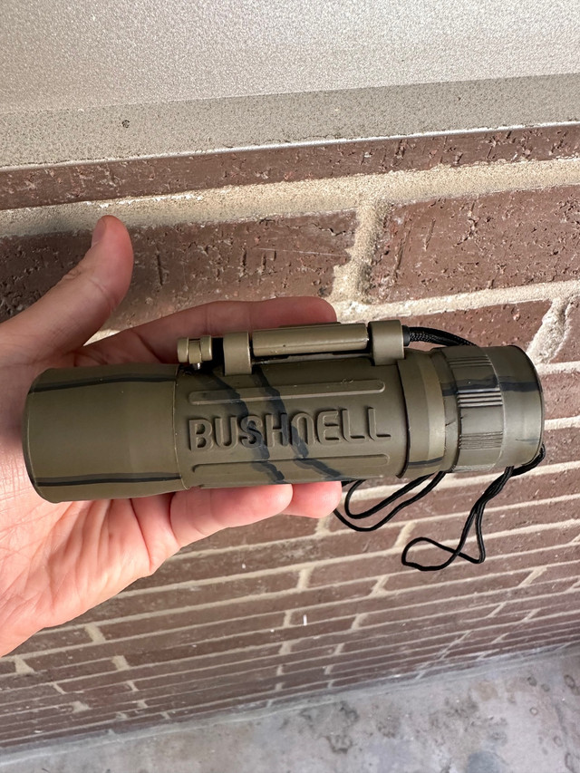 Bushnell Binoculars 10X25 camouflage in Other in City of Toronto - Image 3