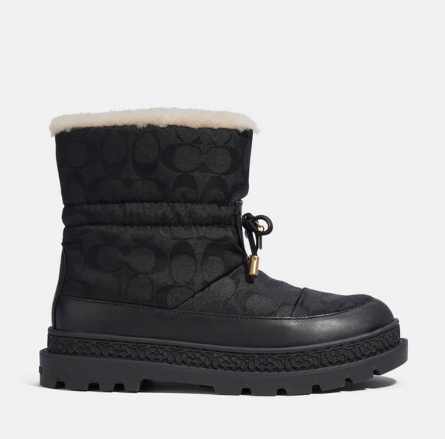 Coach Brand new winter boots women size 8.5 9 $560 in Women's - Shoes in Oakville / Halton Region