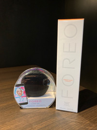 Foreo Luna Facial Cleansing Brush and Cleanser / Both New in Box