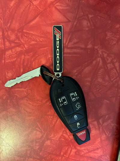 KEYS- Chrysler Town and Country - Key and spare key