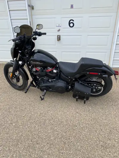 I'm selling my black 2018 Harley-Davidson FXBB Street Bob 107, a stylish cruiser with a powerful 107...