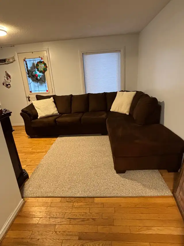 Large Chocolate brown sectional sofa64877473434498120