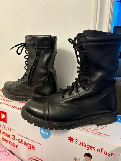 Size 12 Rocky jump boots with side zipper. Worn a couple of times but in great condition