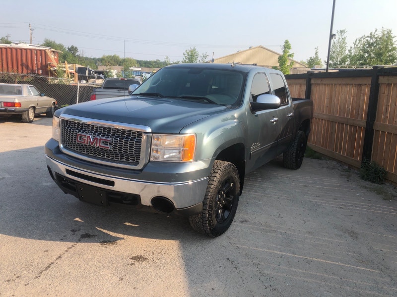 Certified, ice cold ac, blue tooth Cars & Trucks Barrie Kijiji