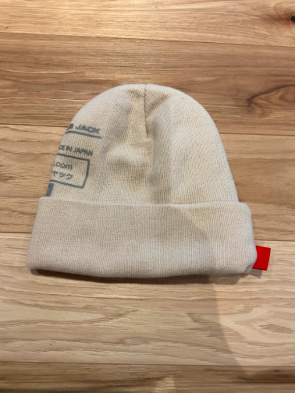 BRAND NEW TRAVIS SCOTT CACTUS JACK CJ SYSTEM BEANIE IN PINK in Other in Barrie - Image 4