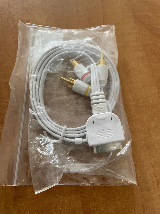 30 pin IPod cables  in iPods & MP3s in Dartmouth - Image 3