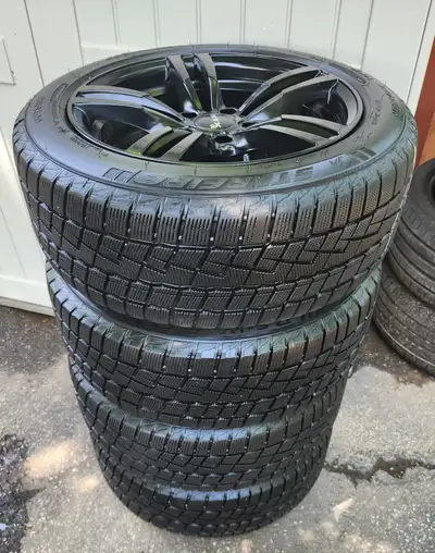 GREAT SHAPE! 17 INCH WINTER SNOW TIRE PACKAGE SET OF 4 STARFIRE RSW 5.0 215 55 17 SIMILAR IN SIZE TO...