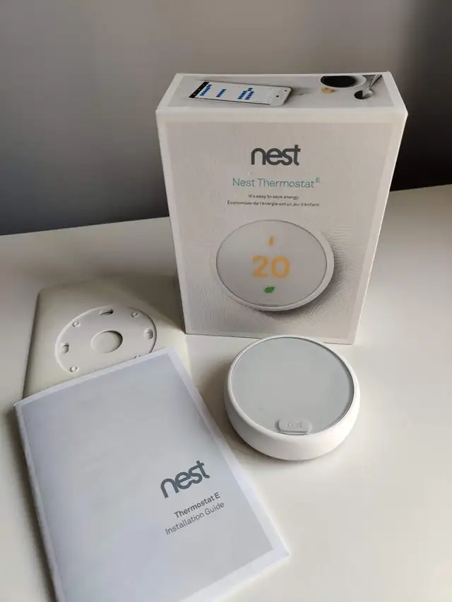 Google Nest Thermostat in General Electronics in Oshawa / Durham Region - Image 2