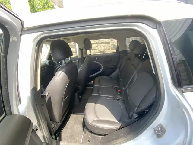 2012 Mini Cooper Countryman in Cars & Trucks in Barrie - Image 11