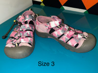 Size 3 keen sandals $25/each