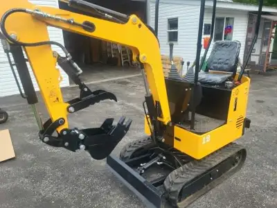 2024 Land hero 12 mini excavator, View more