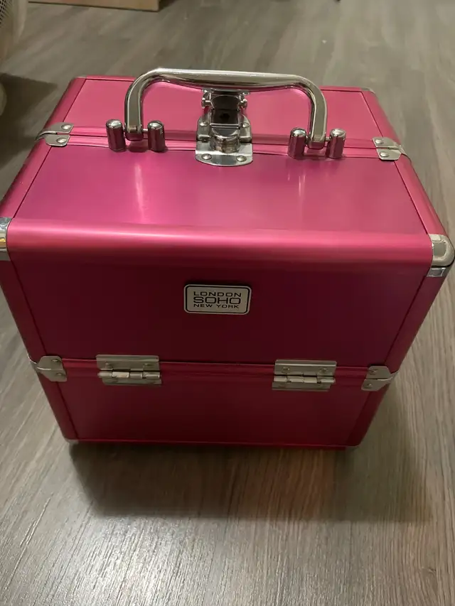 3 NEW jewelry/cosmetic organizer cases/ boxes in Other in Calgary - Image 3