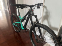 Barely used 2021 Rocky Mountain Instinct Carbon 30 - 27.5”
