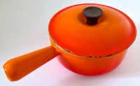 Antiquité. Cocotte en fonte émaillée #16  Le Creuset France L