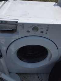 Vintage 2001 Front loading washing machine for cheap! I deliver
