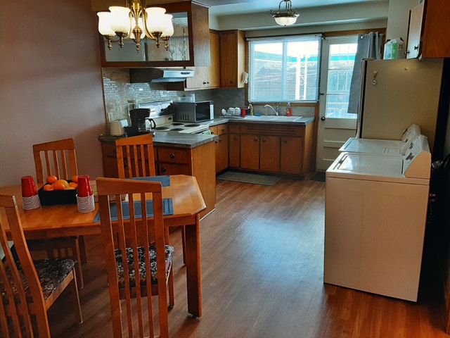 Urgent: grande chambre disponible maintenant, spacieux 5 1/2 — photo 2
