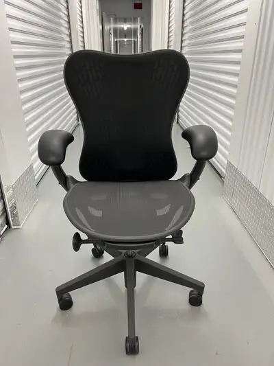 herman miller aeron chair in All Categories in Ottawa Kijiji Marketplaces