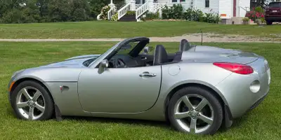 Stored for winter, never comes out in the rain I have owned for 5 years , summer vehicle , Lady driv...