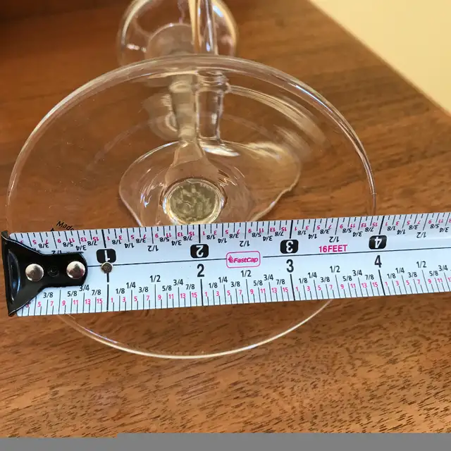 Pair of Yankee Candle Floating Candle Holders in Home Décor & Accents in Ottawa - Image 7