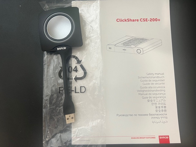 Barco ClickShare CSE-200+ wireless presentation dongle only in Other in Ottawa