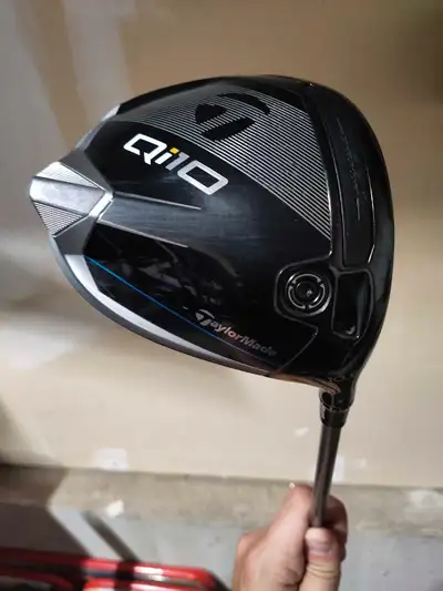 Mens RH TaylorMade Qi10 Driver, View more