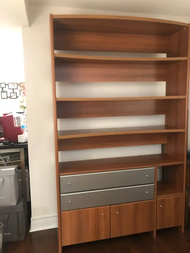 Book Shelf with drawers in Bookcases & Shelving Units in Oakville / Halton Region - Image 2
