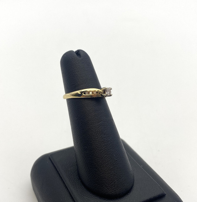 14 Karat Yellow Gold 2.1gms Diamond Engagement Ring $195 in Jewellery & Watches in Mississauga / Peel Region - Image 2
