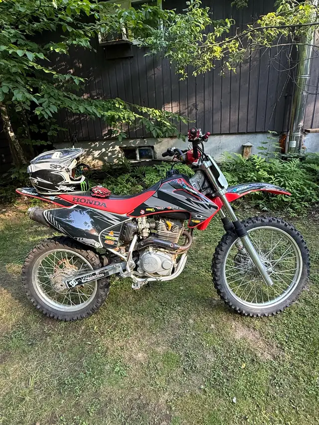 2006 Honda CRF 230F in Dirt Bikes & Motocross in Muskoka - Image 8