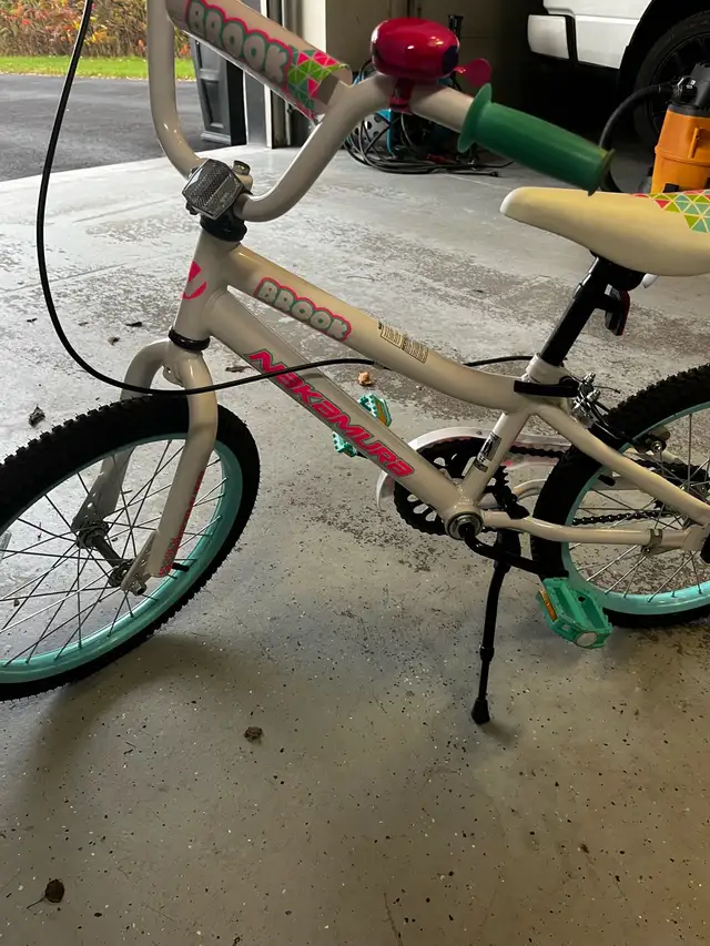 Nakamura Brook Bicycle in Kids in Ottawa - Image 3
