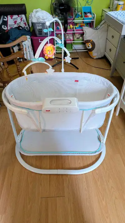Fisher Price Soothing Motion Bassinet, View more
