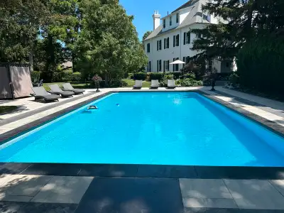 Pool Cleaner Wanted: Niagara on the Lake House, View more