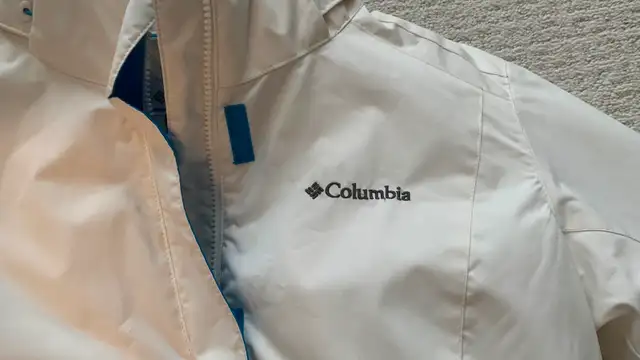 Snowboarding, skiing, jacket, pants, like new in Snowboard in Calgary - Image 3