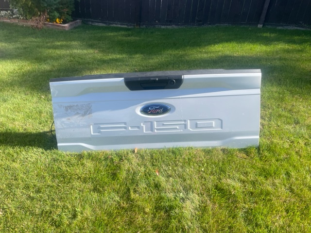 2021-2023 Ford F150 Aluminum Take off Tailgate for Sale in Auto Body Parts in Strathcona County