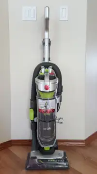 Hoover UH72511CA Air Lift Deluxe Vacuum Cleaner - $100