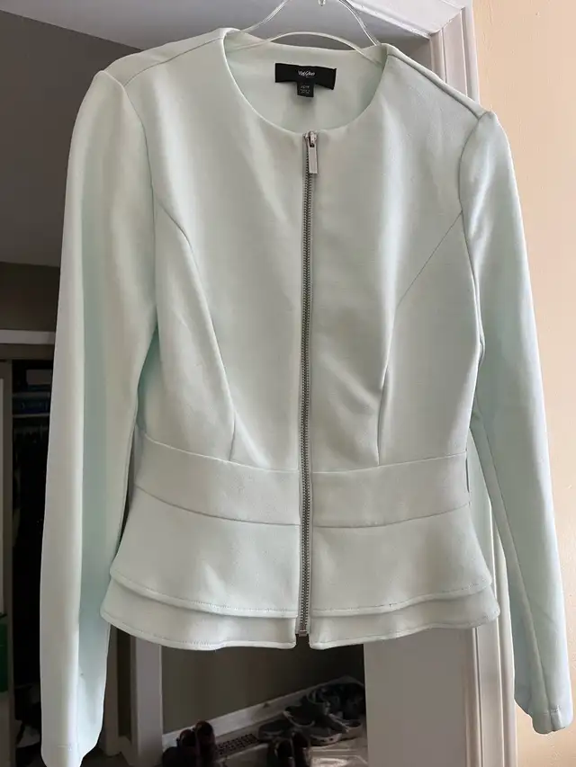 Women’s Massimo Blazer / Jacket XS in Women's - Tops & Outerwear in Markham / York Region - Image 2